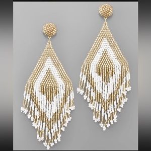 🦋Boutique Boho Hippie Gold and White Seed Bead Chandelier Earrings
